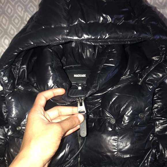 Females Mackage size small - Picture 2 of 6